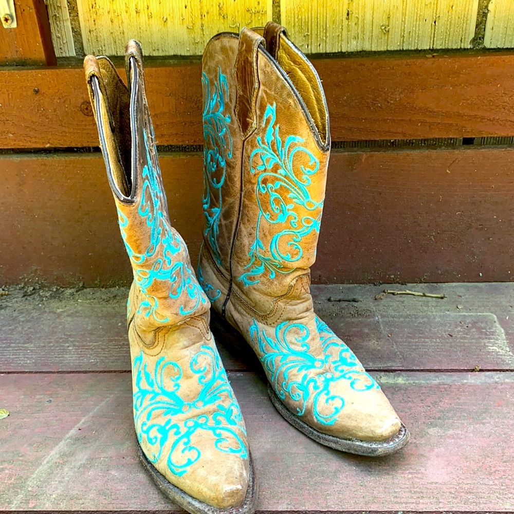 Women’s Brown Leather Cowboy Boots with Turquoise Embroidery